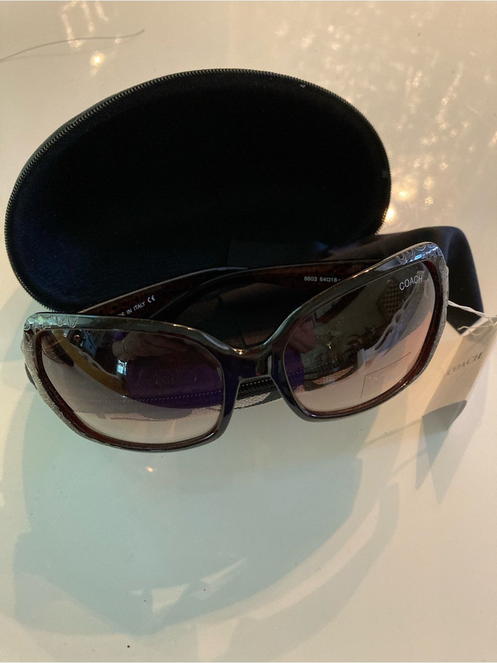 NWT Coach Sunglasses and case, - Picture 8 of 8